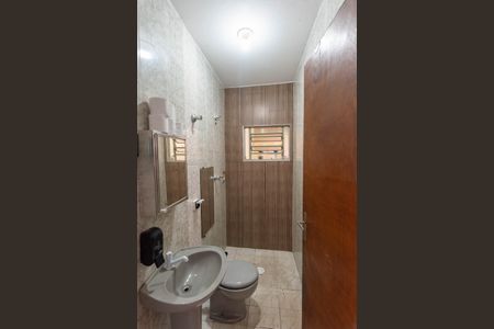 Casa à venda com 130m², 2 quartos e 1 vagaBanheiro Social