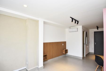 sala de kitnet/studio para alugar com 1 quarto, 26m² em Perdizes, São Paulo