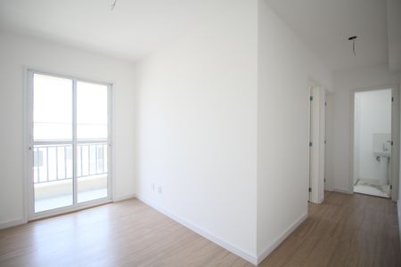 Sala de apartamento à venda com 2 quartos, 43m² em Jardim Tres Irmaos, Taboão da Serra