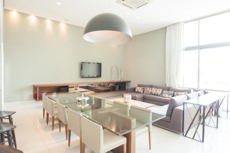 Apartamento para alugar com 92m², 2 quartos e 2 vagas Apartamento para alugar com 92m², 2 quartos e 2 vagasÁrea comum - Salão de festas