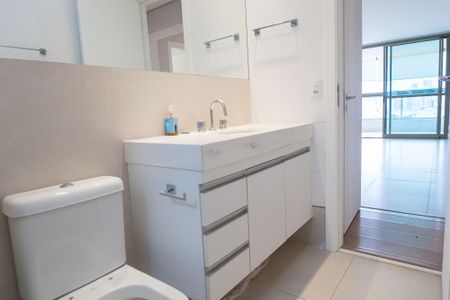 Apartamento para alugar com 92m², 2 quartos e 2 vagas Apartamento para alugar com 92m², 2 quartos e 2 vagasBanheiro suite