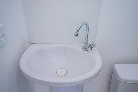 Apartamento para alugar com 36m², 2 quartos e sem vaga Apartamento para alugar com 36m², 2 quartos e sem vagaBanheiro