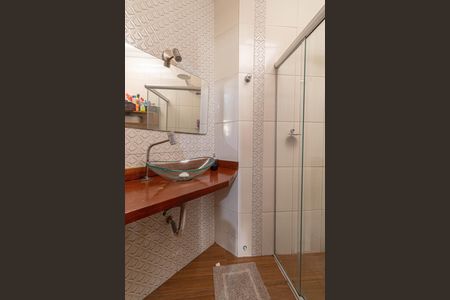 Casa à venda com 84m², 3 quartos e 3 vagas Casa à venda com 84m², 3 quartos e 3 vagasBanheiro Suíte