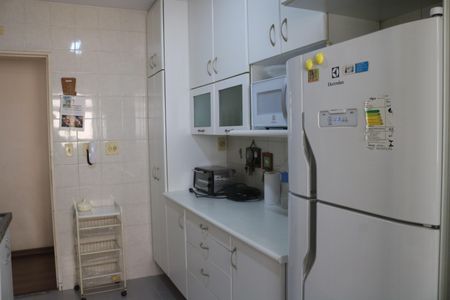 Apartamento à venda com 71m², 3 quartos e 2 vagasCozinha