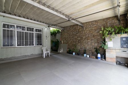 Casa à venda com 120m², 3 quartos e 2 vagasGaragem