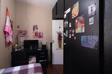 Casa à venda com 120m², 3 quartos e 2 vagasQuarto 3