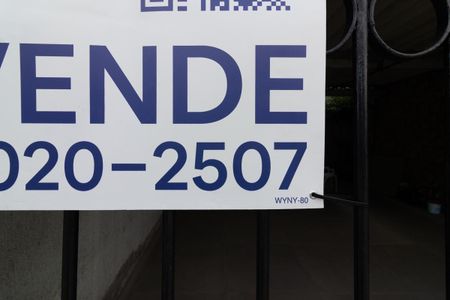 Casa à venda com 120m², 3 quartos e 2 vagasPlaquinha