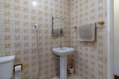 Casa à venda com 120m², 3 quartos e 2 vagasBanheiro 1
