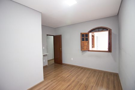 Casa à venda com 130m², 3 quartos e 2 vagas Casa à venda com 130m², 3 quartos e 2 vagasQuarto 3