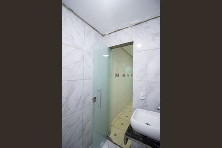 Casa à venda com 130m², 3 quartos e 2 vagas Casa à venda com 130m², 3 quartos e 2 vagasLavabo