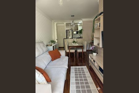 Apartamento à venda com 3 quartos, 80m² em Jardim Tupanci, Barueri