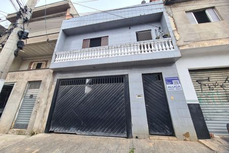 Casa para alugar com 140m², 2 quartos e sem vagaFachada