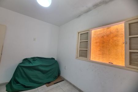 Casa para alugar com 140m², 2 quartos e sem vagaQuarto