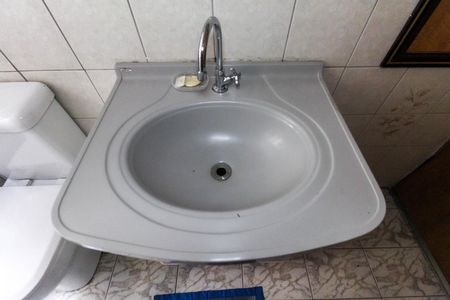 Apartamento para alugar com 49m², 2 quartos e 1 vaga Apartamento para alugar com 49m², 2 quartos e 1 vagaBanheiro
