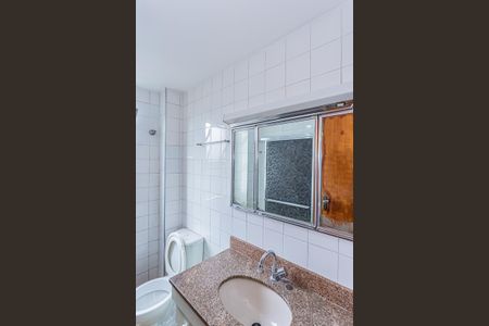 Apartamento para alugar com 61m², 3 quartos e 1 vaga Apartamento para alugar com 61m², 3 quartos e 1 vagaBanheiro