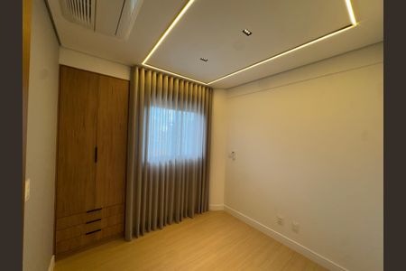 Apartamento à venda com 85m², 2 quartos e 2 vagasQuarto