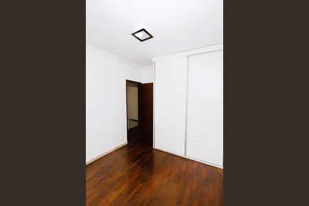 Apartamento para alugar com 73m², 2 quartos e 1 vagaQuarto 2