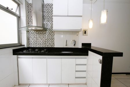 Apartamento para alugar com 73m², 2 quartos e 1 vagaCozinha