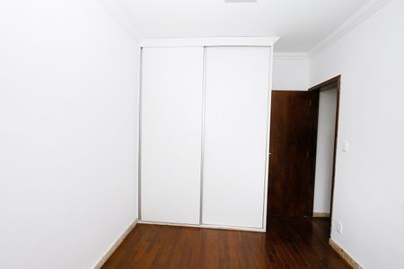 Quarto 1 de apartamento para alugar com 2 quartos, 73m² em Padre Eustáquio, Belo Horizonte