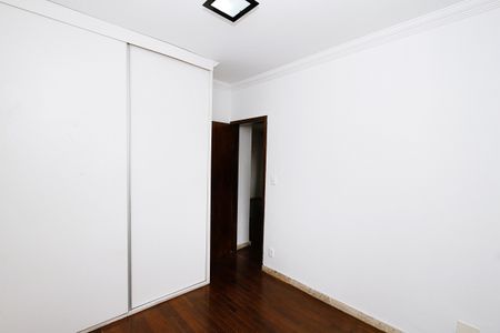 Apartamento para alugar com 73m², 2 quartos e 1 vagaQuarto 1
