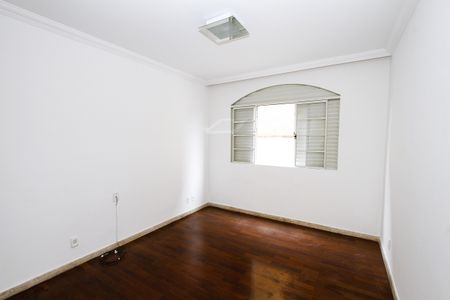 Sala de apartamento para alugar com 2 quartos, 73m² em Padre Eustáquio, Belo Horizonte