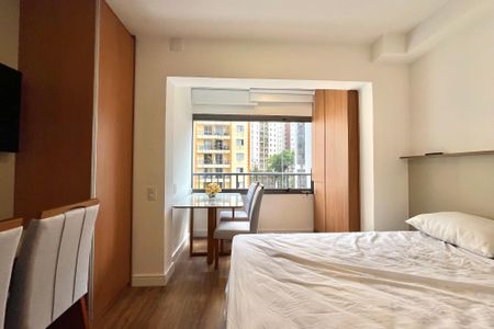 Studio para alugar com 31m², 1 quarto e sem vaga Studio para alugar com 31m², 1 quarto e sem vagaSala/Quarto