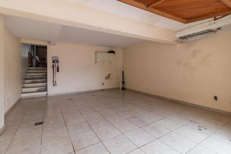 Casa à venda com 181m², 3 quartos e 3 vagasGaragem