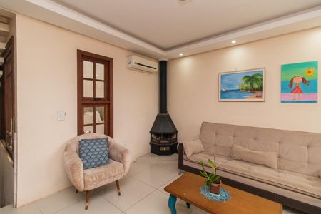 Casa à venda com 181m², 3 quartos e 3 vagasSala