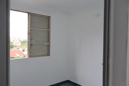 Quarto 1 de casa para alugar com 2 quartos, 44m² em Fazenda da Juta, São Paulo