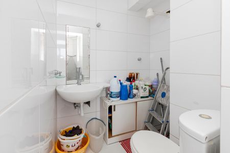 Apartamento à venda com 198m², 3 quartos e 3 vagasBanheiro de Serviço