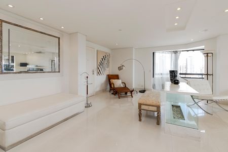 Apartamento à venda com 198m², 3 quartos e 3 vagasSala