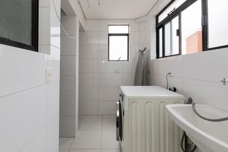 Apartamento à venda com 198m², 3 quartos e 3 vagasLavanderia