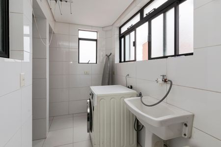 Apartamento à venda com 198m², 3 quartos e 3 vagasLavanderia