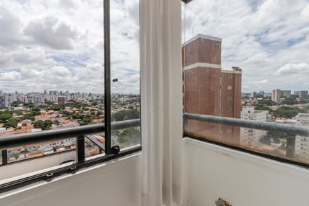 Apartamento à venda com 198m², 3 quartos e 3 vagasVaranda da Suíte 1