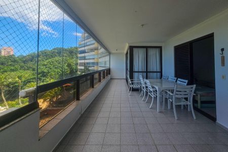 Apartamento para alugar com 175m², 4 quartos e 2 vagas Apartamento para alugar com 175m², 4 quartos e 2 vagasVaranda