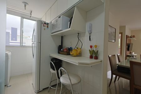 Apartamento à venda com 64m², 2 quartos e 2 vagasCozinha