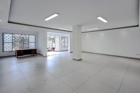 Sala/Quarto de kitnet/studio para alugar com 1 quarto, 93m² em Vila Monumento, São Paulo