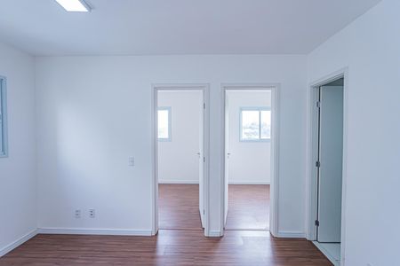 Sala de apartamento para alugar com 2 quartos, 38m² em Jardim Bandeirantes, São Paulo