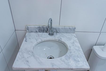 Apartamento para alugar com 38m², 2 quartos e sem vagaBanheiro