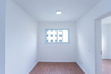 Sala de apartamento para alugar com 2 quartos, 38m² em Jardim Bandeirantes, São Paulo