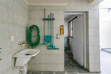 Casa para alugar com 220m², 4 quartos e 2 vagasÁrea de Serviço