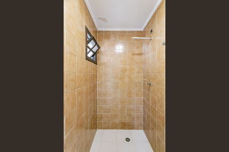 Casa para alugar com 220m², 4 quartos e 2 vagasBanheiro de serviço