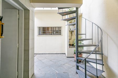 Casa para alugar com 220m², 4 quartos e 2 vagasÁrea de Serviço