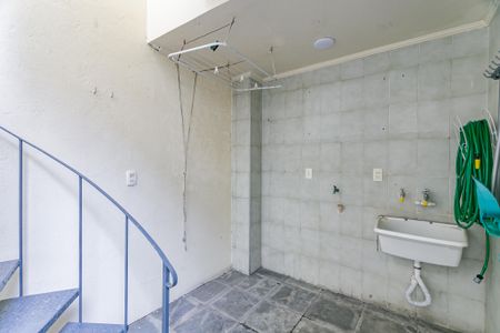 Casa para alugar com 220m², 4 quartos e 2 vagasÁrea de Serviço