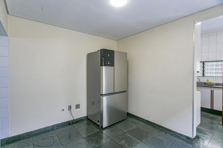 Casa para alugar com 220m², 4 quartos e 2 vagasCozinha