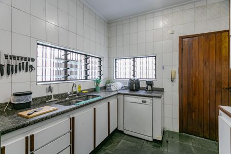 Casa para alugar com 220m², 4 quartos e 2 vagasCozinha
