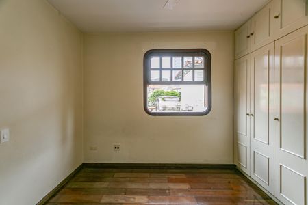 Casa para alugar com 220m², 4 quartos e 2 vagasQuarto 3