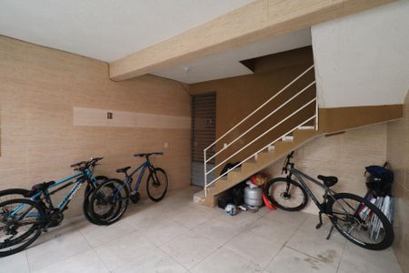 Casa à venda com 296m², 1 quarto e 1 vaga Casa à venda com 296m², 1 quarto e 1 vagaGaragem