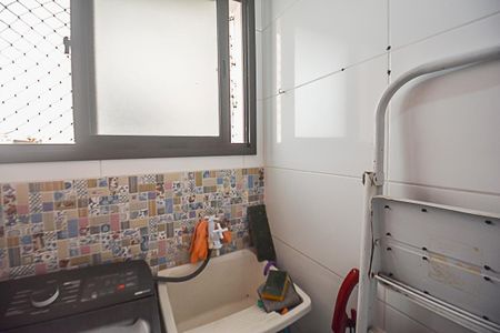 Apartamento à venda com 68m², 3 quartos e 1 vaga Apartamento à venda com 68m², 3 quartos e 1 vagaÁrea de Serviço