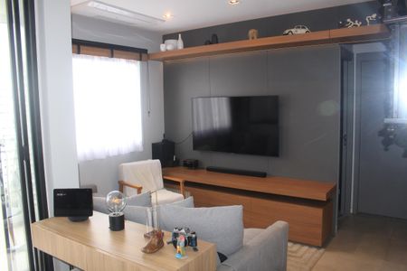 Sala de apartamento à venda com 2 quartos, 68m² em Cerâmica, São Caetano do Sul